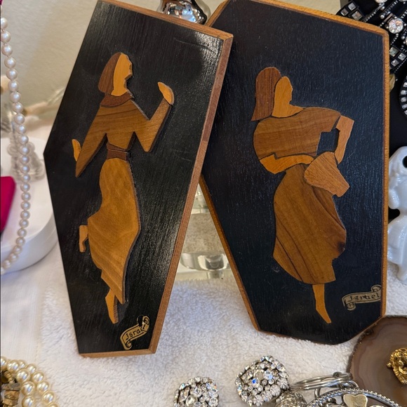 Come dig with me.  Unlisted gorgeousness in every price range. - Picture 7 of 16